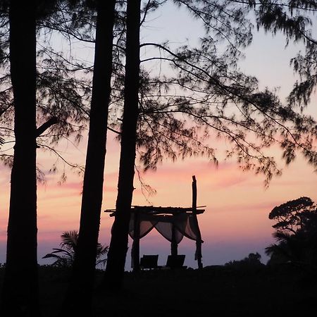 The Moken Eco Village - Sha Plus Ko Phra Thong Exteriör bild