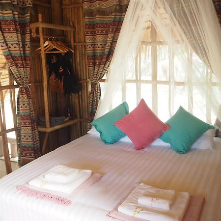 The Moken Eco Village - Sha Plus Ko Phra Thong Rum bild