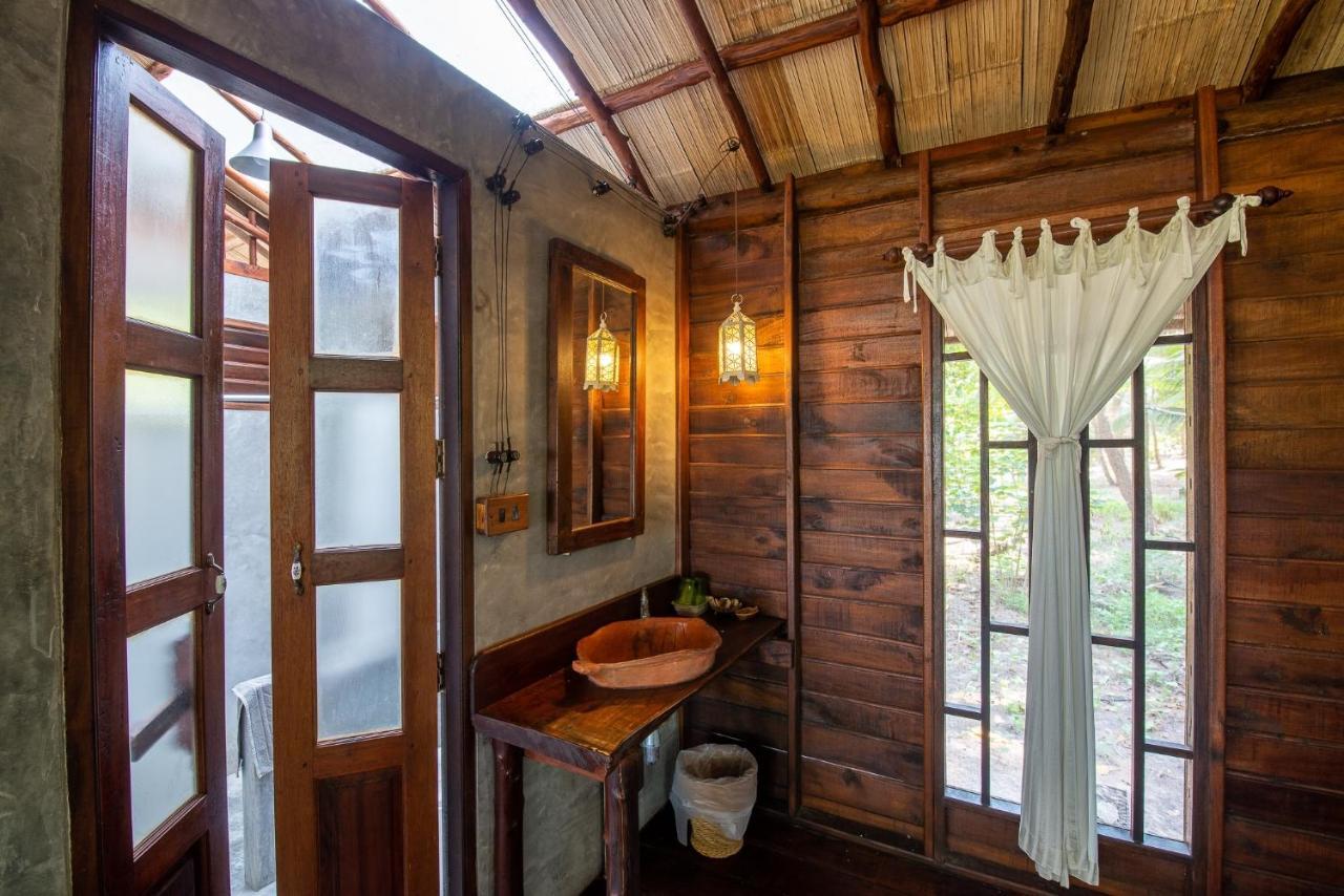 The Moken Eco Village - Sha Plus Ko Phra Thong Exteriör bild