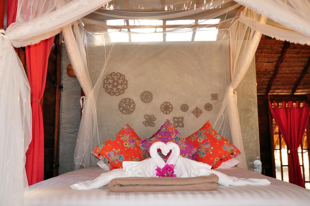 The Moken Eco Village - Sha Plus Ko Phra Thong Exteriör bild